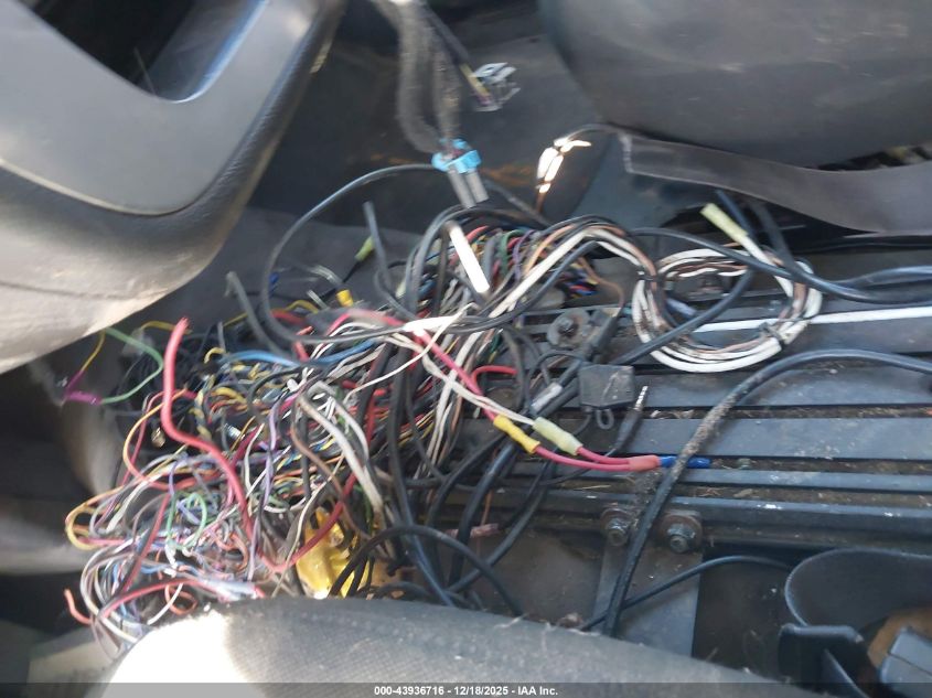 2013 Chevrolet Tahoe Commercial Fleet VIN: 1GNLC2E05DR338575 Lot: 43936716