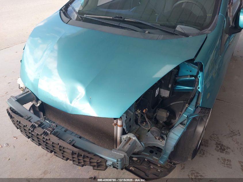 2013 Honda Fit VIN: JHMGE8H30DC018756 Lot: 43936755