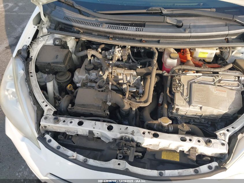 2012 Toyota Prius C One VIN: JTDKDTB34C1015377 Lot: 43936789