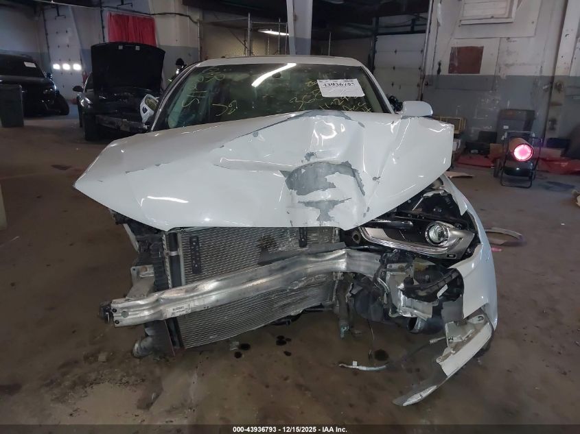 2015 Audi A4 2.0T Premium VIN: WAUFFAFL6FN037532 Lot: 43936793