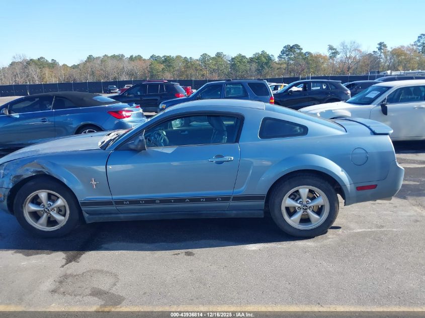 2007 Ford Mustang V6 Deluxe/V6 Premium VIN: 1ZVHT80N675239664 Lot: 43936814