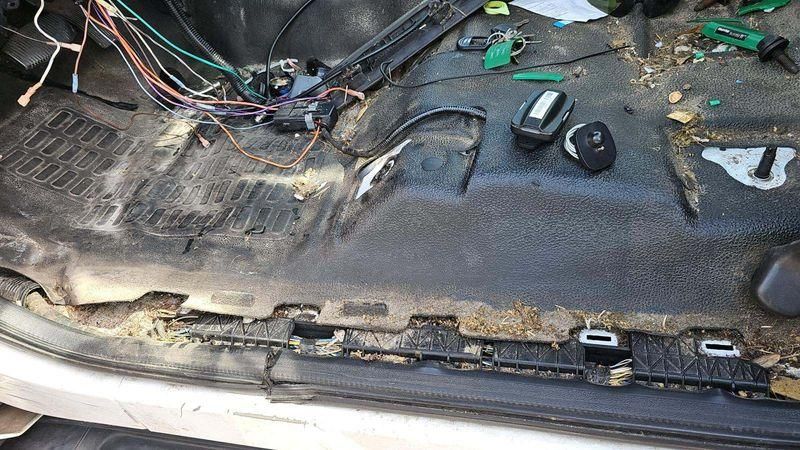 2011 Ford F-450 Chassis Xl VIN: 1FDUF4GY2BEC37481 Lot: 43936815