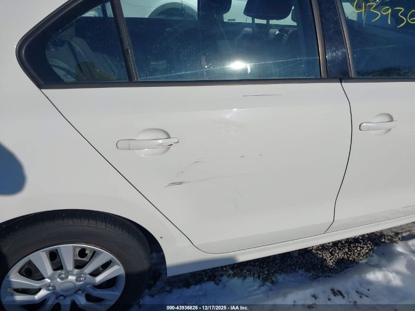 2013 Volkswagen Jetta 2.0L S VIN: 3VW2K7AJ7DM309998 Lot: 43936826