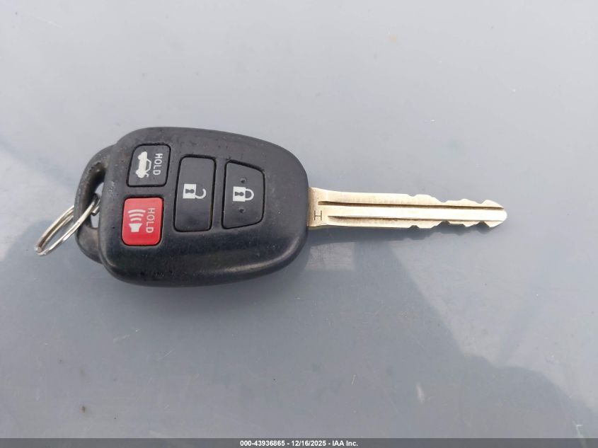 2017 Toyota Corolla Se VIN: 2T1BURHE0HC793948 Lot: 43936865