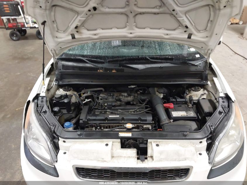 2011 Kia Soul + VIN: KNDJT2A25B7330105 Lot: 43936890