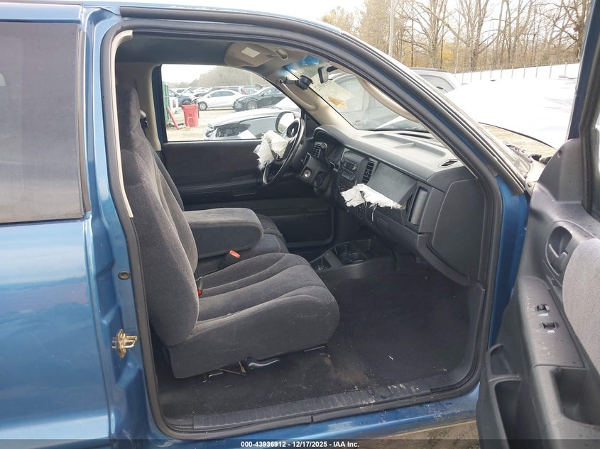 2003 Dodge Dakota Sport