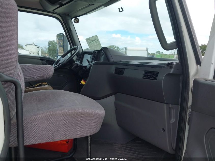 2018 International Lt VIN: 3HSDZAPR5JN590617 Lot: 43936941