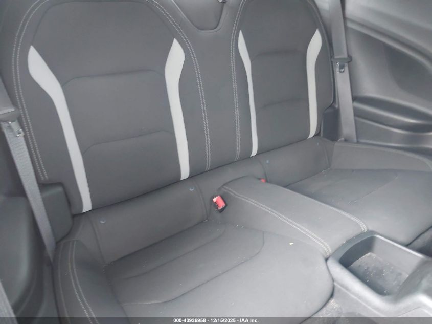 2022 Chevrolet Camaro Rwd 1Ls VIN: 1G1FB1RX6N0105426 Lot: 43936958