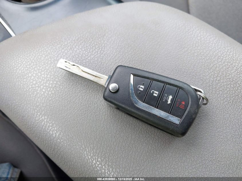 2019 Toyota Camry Le VIN: 4T1B11HK3KU845272 Lot: 43936980