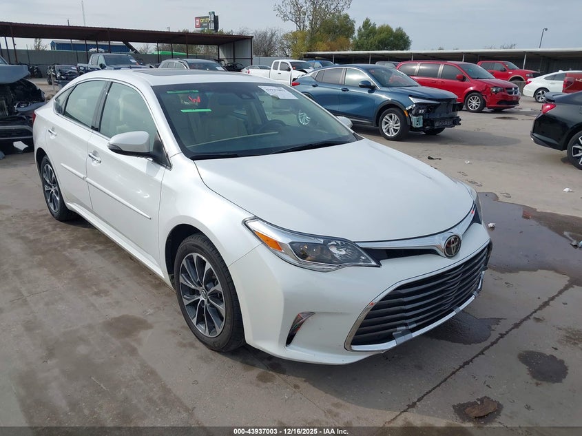 TOYOTA AVALON XLE PREMIUM