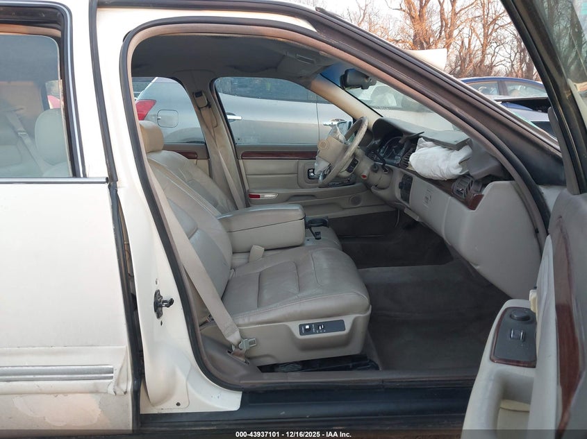 1997 Cadillac Deville Standard