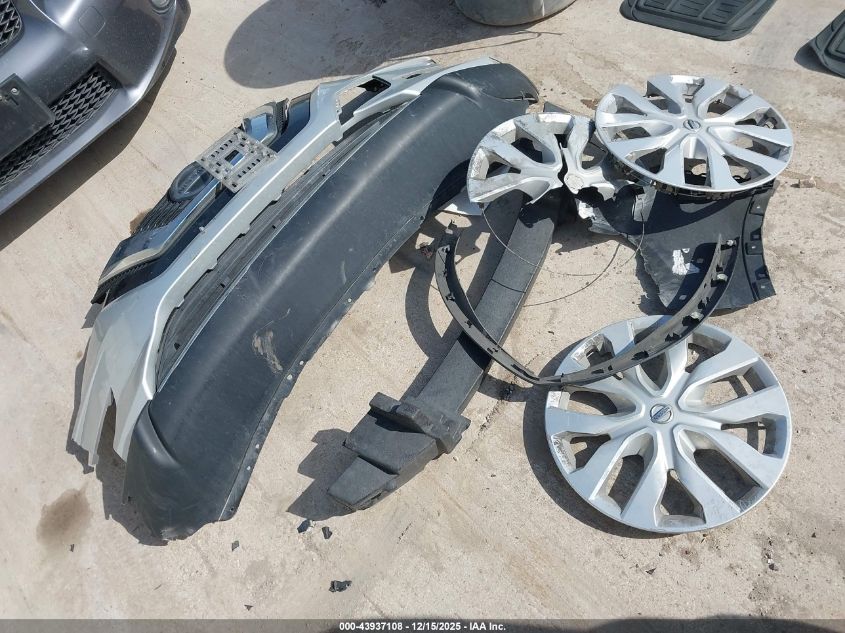 2018 Nissan Rogue S VIN: JN8AT2MV3JW314340 Lot: 43937108