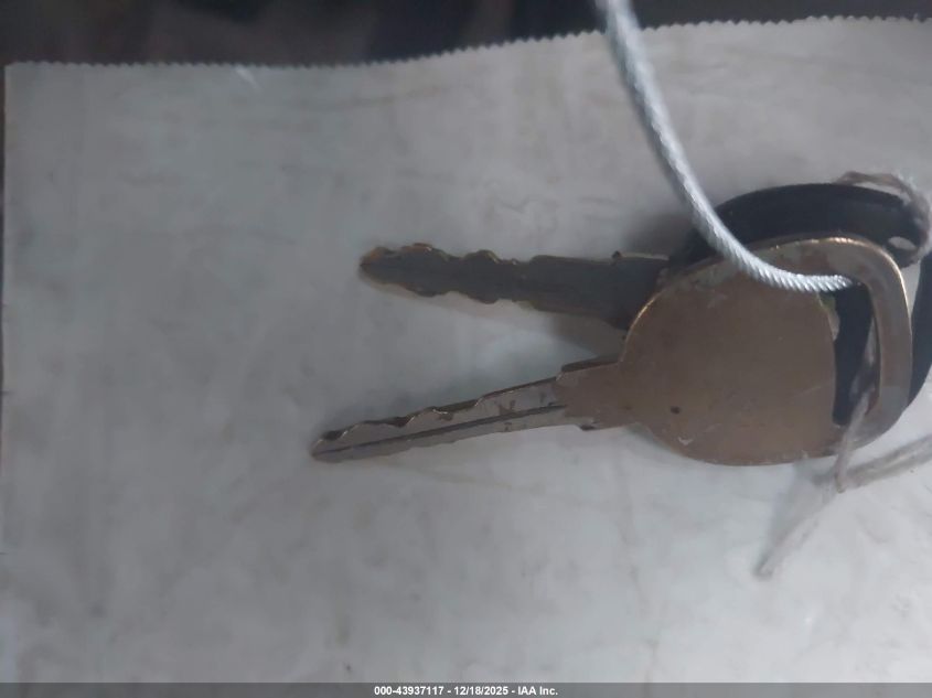 2004 Chevrolet Classic VIN: 1G1ND52F74M577284 Lot: 43937117