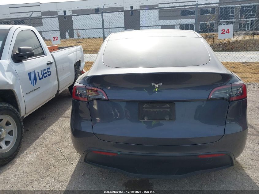2023 Tesla Model Y Rwd VIN: 7SAYGDED9PF958702 Lot: 43937158