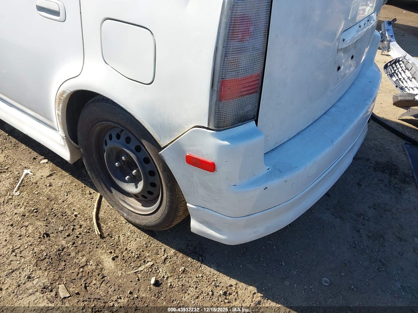 JTLKT324540169023 2004 SCION XB photo no. 12