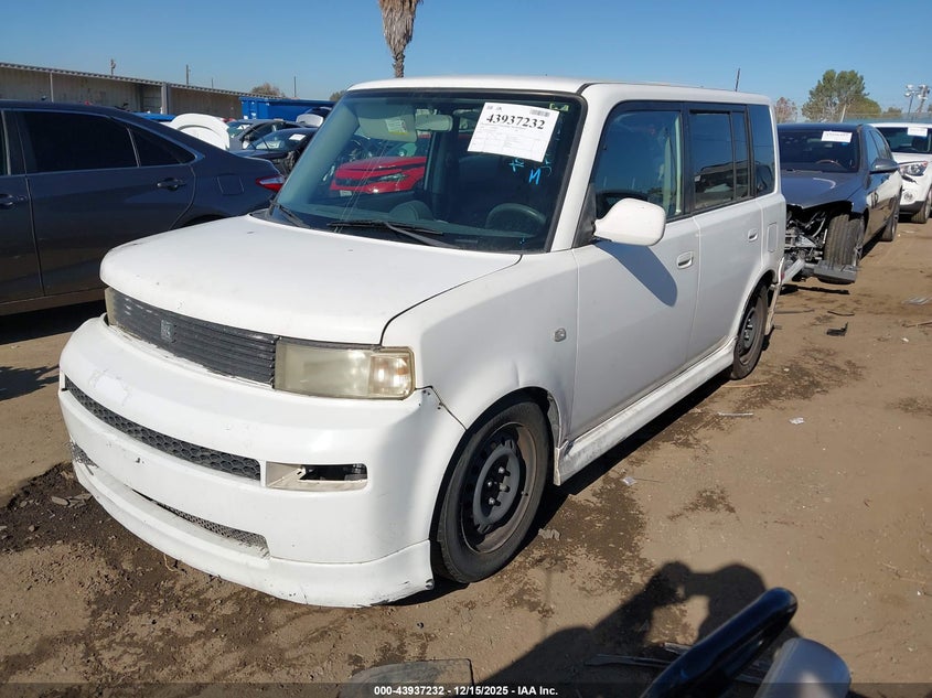 JTLKT324540169023 2004 SCION XB photo no. 2