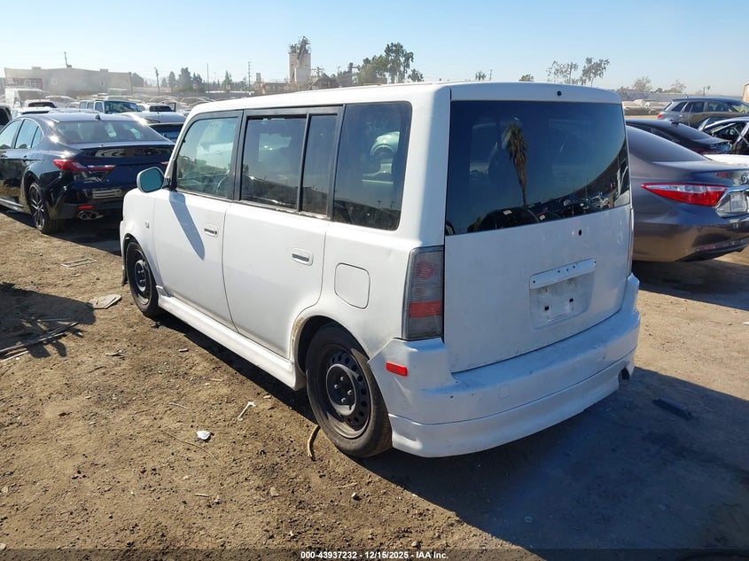 JTLKT324540169023 2004 SCION XB photo no. 3