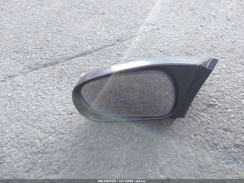 1998 Honda Civic Dx VIN: 2HGEJ6440WH102116 Lot: 43937237