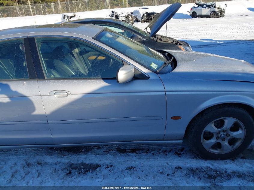 2000 Jaguar S-Type 3.0L V6 VIN: SAJDA01CXYFL32271 Lot: 43937257