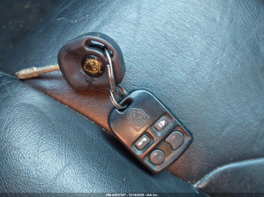 2000 Jaguar S-Type 3.0L V6 VIN: SAJDA01CXYFL32271 Lot: 43937257