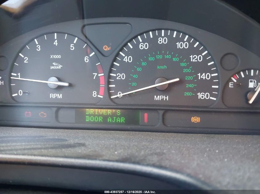 2000 Jaguar S-Type 3.0L V6 VIN: SAJDA01CXYFL32271 Lot: 43937257