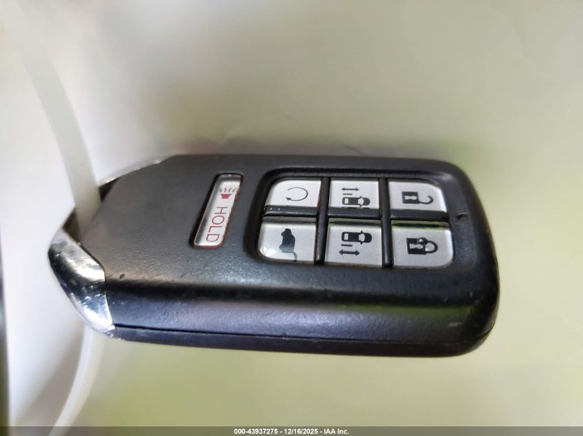 2018 Honda Odyssey Touring VIN: 5FNRL6H81JB026704 Lot: 43937275