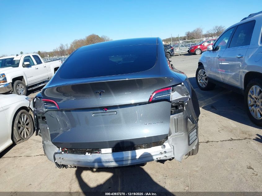2023 Tesla Model Y Awd/Long Range Dual Motor All-Wheel Drive VIN: 7SAYGAEE3PF942325 Lot: 43937278