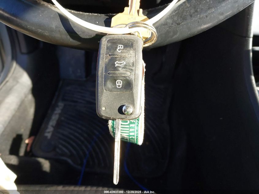 2012 Volkswagen Passat 2.5L Se VIN: 1VWBP7A36CC089949 Lot: 43937280