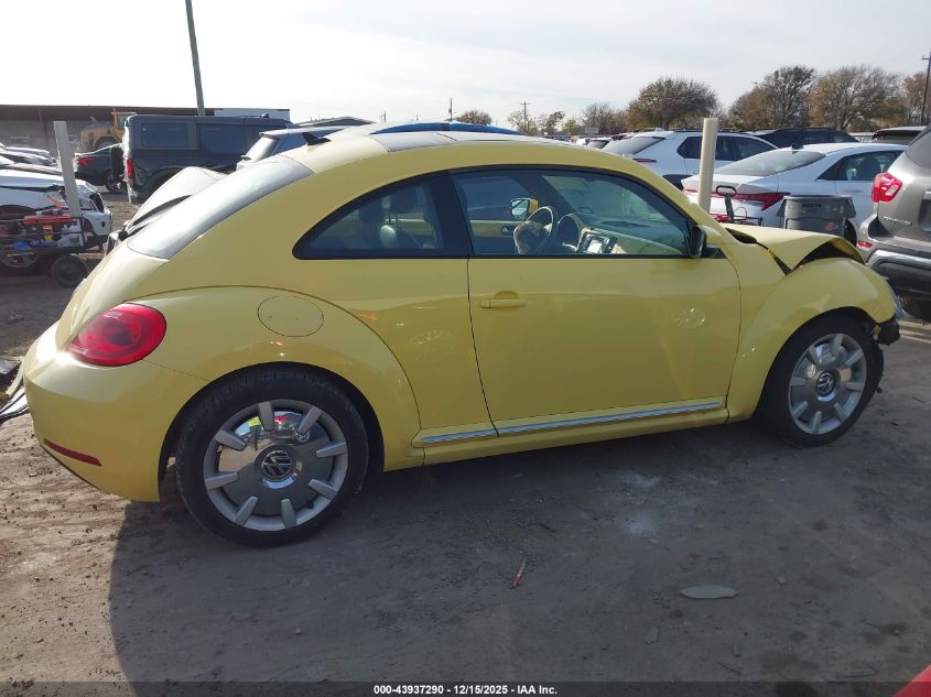2012 Volkswagen Beetle 2.5L VIN: 3VWJX7AT3CM636685 Lot: 43937290