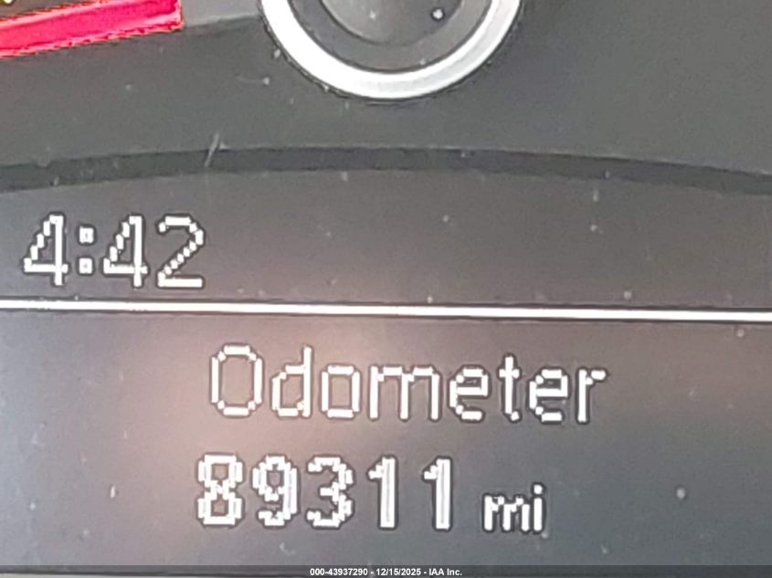 2012 Volkswagen Beetle 2.5L VIN: 3VWJX7AT3CM636685 Lot: 43937290