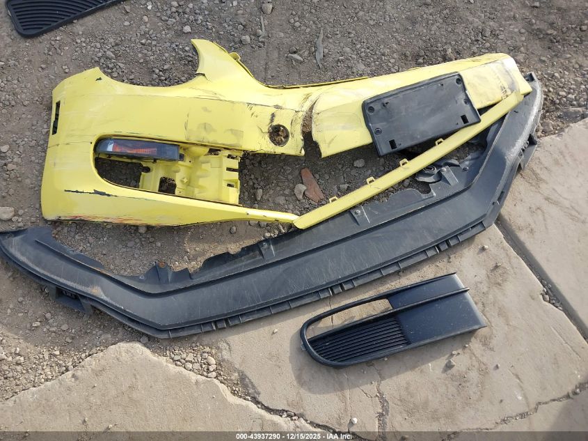 2012 Volkswagen Beetle 2.5L VIN: 3VWJX7AT3CM636685 Lot: 43937290