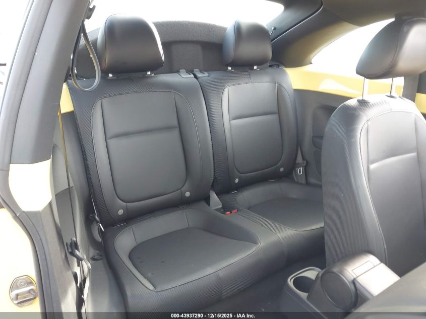 2012 Volkswagen Beetle 2.5L VIN: 3VWJX7AT3CM636685 Lot: 43937290