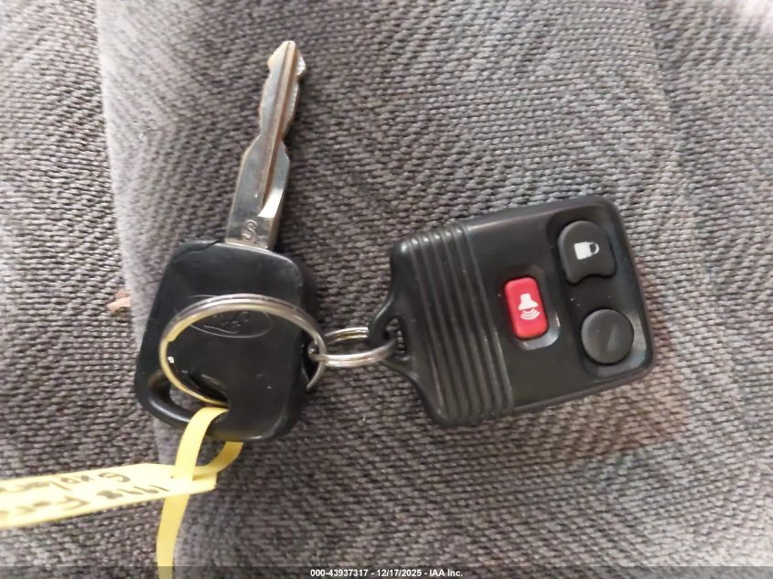 1998 Ford Explorer Eddie Bauer/Limited/Xl/Xlt VIN: 1FMZU34E0WUA35721 Lot: 43937317