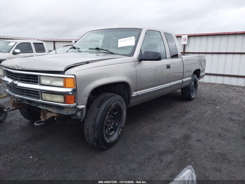 2GCEK19R9W1277315 1998 CHEVROLET S-10 PICKUP photo no. 2