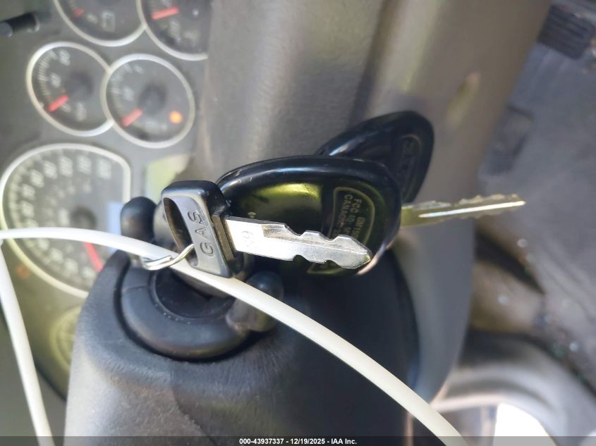 2005 GMC Envoy Slt VIN: 1GKDT13S752326275 Lot: 43937337