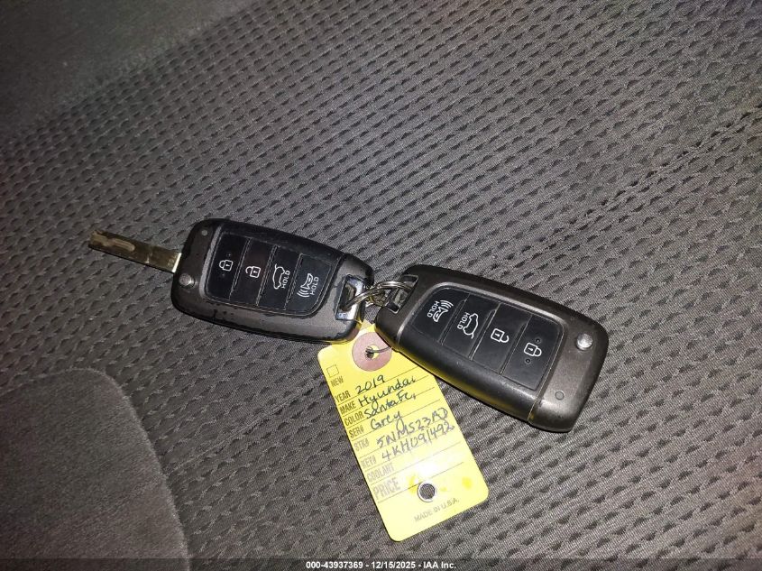 2019 Hyundai Santa Fe Se VIN: 5NMS23AD4KH091492 Lot: 43937369