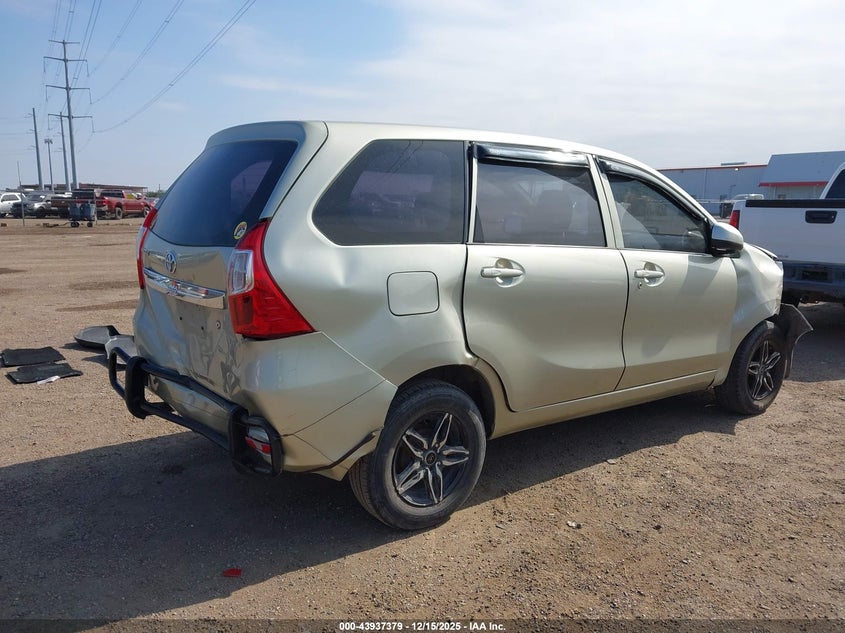 Vin: mhkmf5cf1kk007145, lot: 44433009, toyota avanas 20194