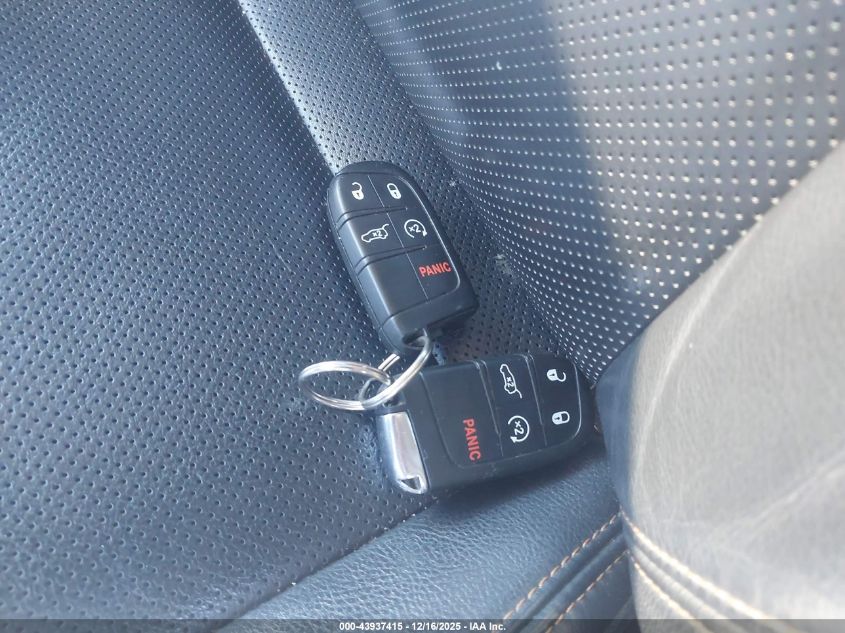 2017 Jeep New Compass Limited 4X4 VIN: 3C4NJDCB2HT640538 Lot: 43937415