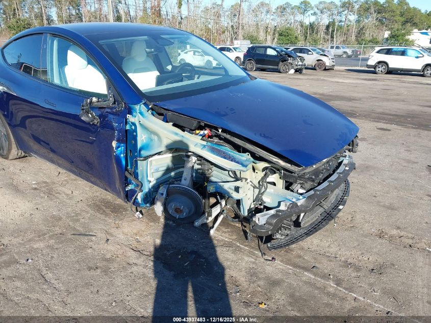 2026 Tesla Model Y Long Range Dual Motor All-Wheel Drive VIN: 7SAYGDEDXTA457065 Lot: 43937483