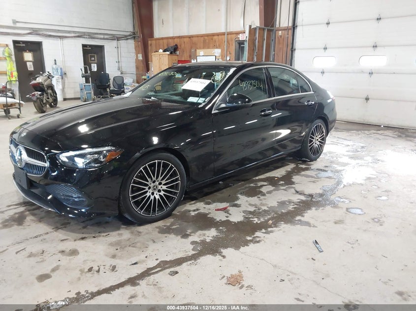 VIN W1KAF4HBXNR062207 2022 MERCEDES-BENZ C 300 4MATIC