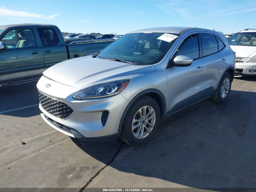 2020 Ford Escape Se