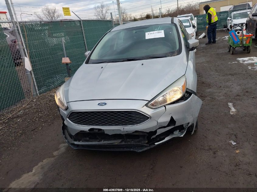 2015 Ford Focus Se VIN: 1FADP3F27FL275840 Lot: 43937509