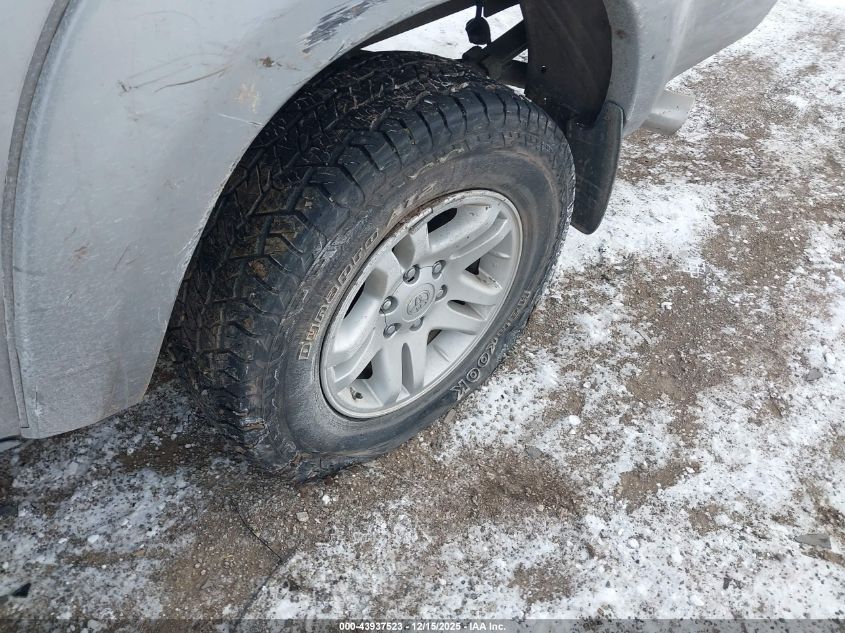 2005 Toyota Tundra Sr5 V8 VIN: 5TBDT44145S469494 Lot: 43937523