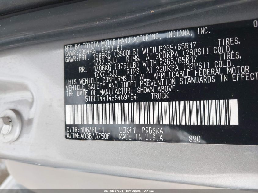 2005 Toyota Tundra Sr5 V8 VIN: 5TBDT44145S469494 Lot: 43937523