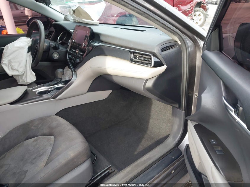 2021 Toyota Camry Le