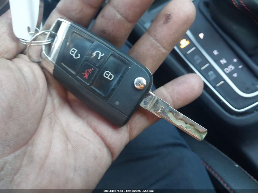 2018 Volkswagen Golf Gti 2.0T Autobahn/2.0T S/2.0T Se VIN: 3VW447AU0JM265500 Lot: 43937573