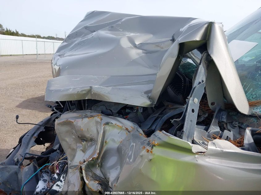 2002 Cadillac Escalade Standard VIN: 1GYEK63N82R131289 Lot: 43937665