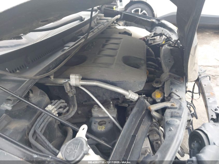 2014 Toyota Corolla Le VIN: 5YFBURHE0EP094783 Lot: 43937720