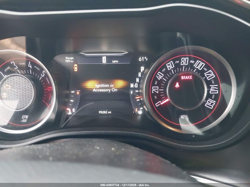 2015 Dodge Challenger R/T VIN: 2C3CDZAT7FH873686 Lot: 43937734