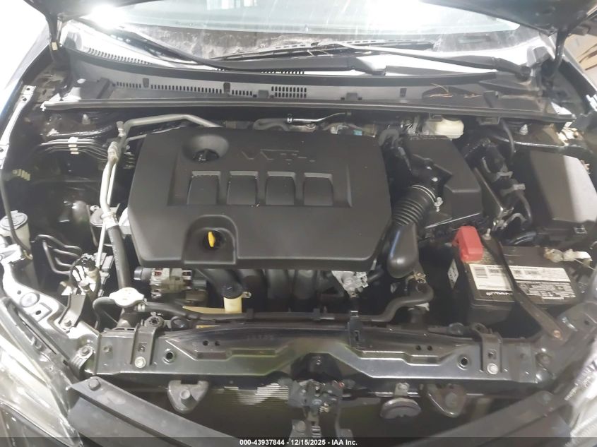 2018 Toyota Corolla Le VIN: 5YFBURHE9JP741773 Lot: 43937844